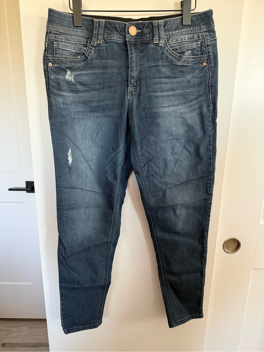Democracy “Ab” Solution Distressed Blue Denim Ankle Skimmer Jeans Size 10